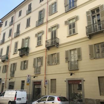 Agosto 2019 risanamento conservativo di facciata in Torino via Giulia di Barolo